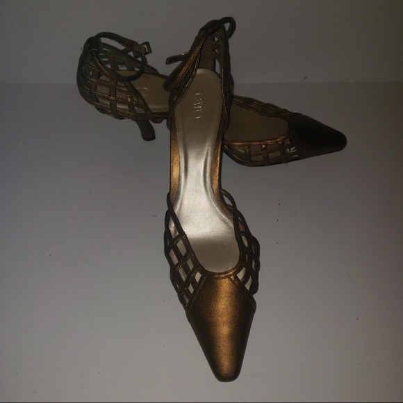 Cato Heel - Picture 3 of 4